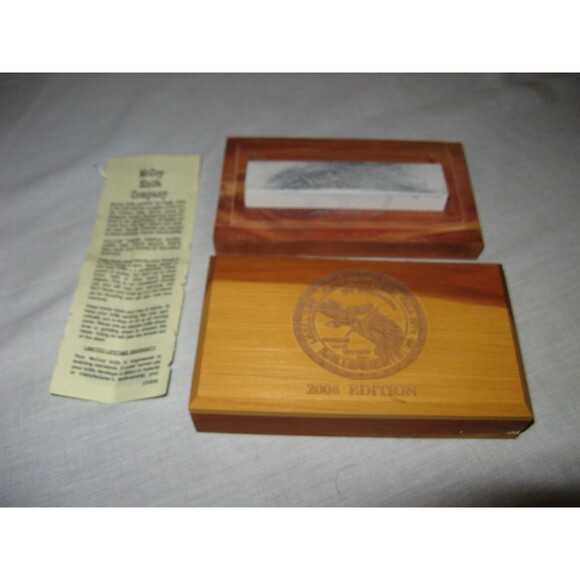 2008 Carpenters Millwrights Sharpening Stone Wooden Box McCoy No Knife Included - Picture 1 of 3